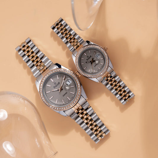 couple watches